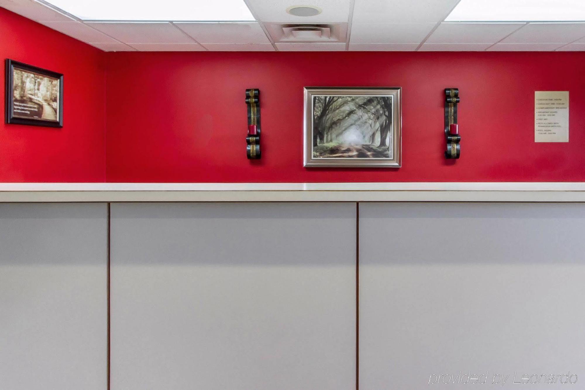 Quality Inn Cadiz Экстерьер фото