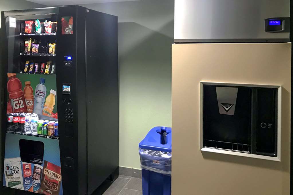 Quality Inn Cadiz Удобства фото